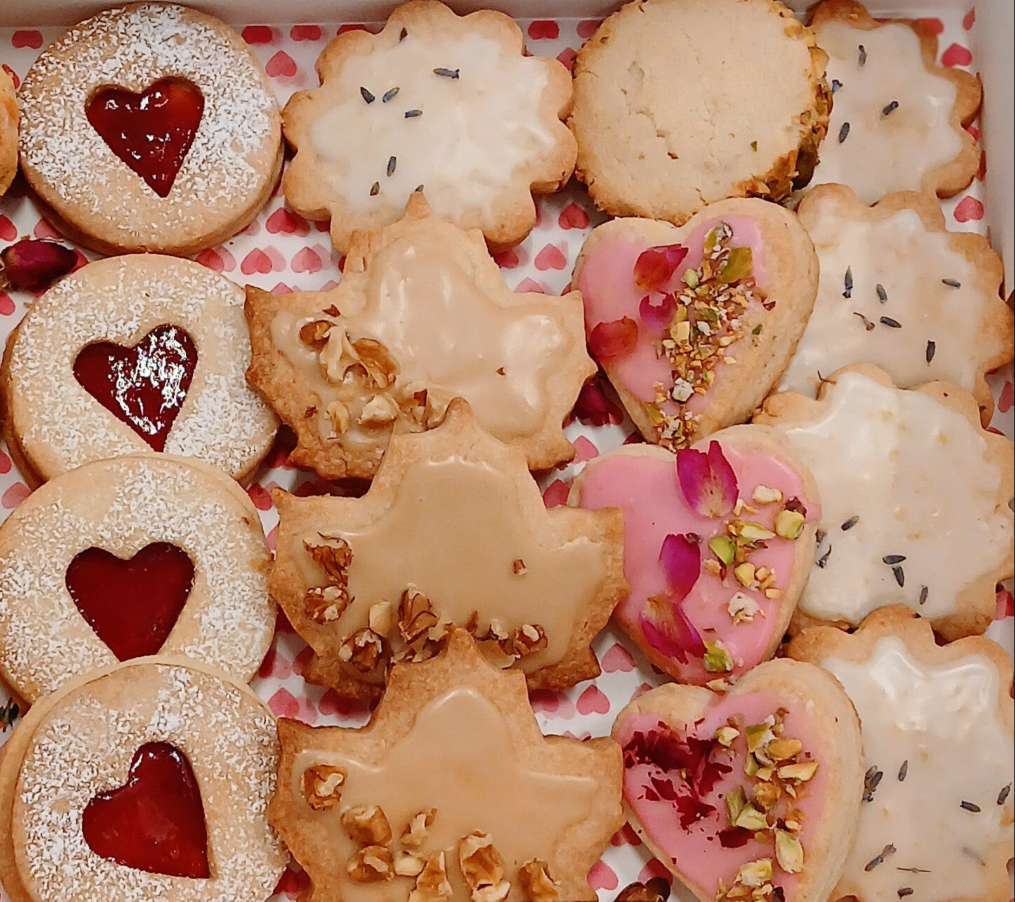 Shortbread cookie box